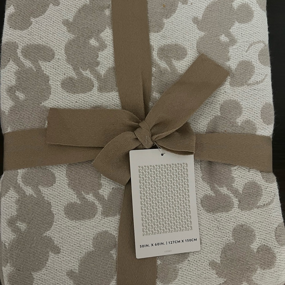 Disney Mickey Mouse Throw Blanket